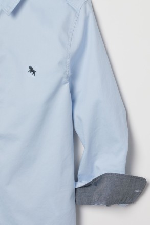 Рубашка из хлопковой ткани с отложным воротником, пуговицами спереди, кокеткой с. . фото 3
