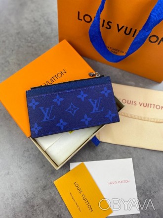 
 
 Держатель для карт и монет Louis Vuitton синий в стиле "Monogram"
Цвет : син. . фото 1