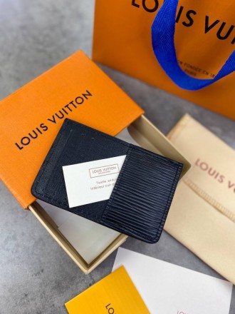 
 
 Кардхолдер Louis Vuitton epi
Цвет : черный
Материал : канвас+кожа
Производит. . фото 4