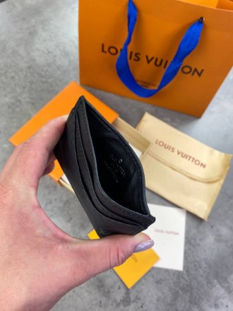 
 
 Кардхолдер Louis Vuitton epi
Цвет : черный
Материал : канвас+кожа
Производит. . фото 3