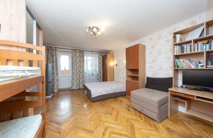 Продам 3х комнатную квартиру в Днепровском районе, по ул. Тороповского, 47. БВС.. . фото 6