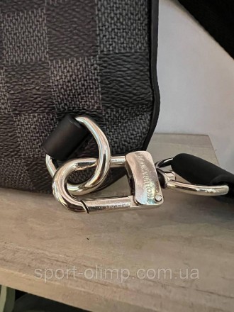 
Чоловіча сумка слінг Луї Вітон Нагрудна туристична Louis Vuitton шкіряна через . . фото 10
