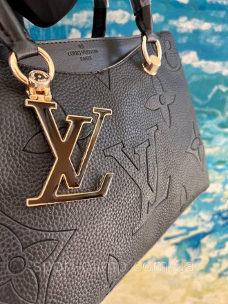 
Жіноча сумка через плече луї вітон стильна Louis Vuitton, чорна велика повсякде. . фото 6