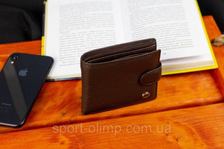 
Мужское портмоне из натуральной кожи с фиксацией ST Leather ST103
 
 
Характери. . фото 11