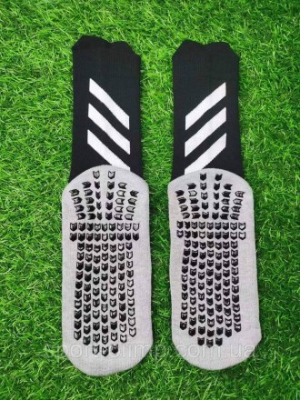 Тренувальні шкарпетки Adidas
Призначені для активних видів спорту, на стопі силі. . фото 3