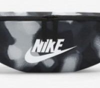 ГоловнаШопінгКаталогЖінкамАксесуариСумкиПоясна сумкаNIKE Previous Next NIKE Nike. . фото 2