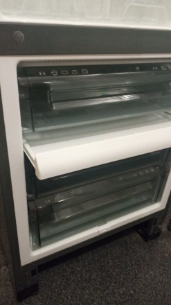 Холодильник AEG  , в отличном рабочем состоянии , есть доставка по городу и обл . . фото 7
