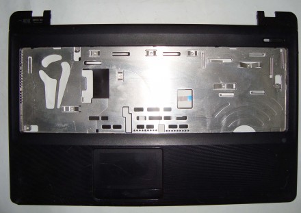 Середня частина корпуса топкейс для ноутбука Asus X52N, 13GNXM8AP030-1 б/в
Верх. . фото 2