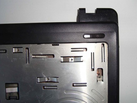 Середня частина корпуса топкейс для ноутбука Asus X52N, 13GNXM8AP030-1 б/в
Верх. . фото 6
