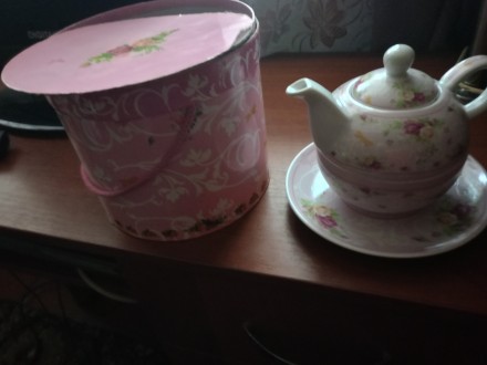 Продам новый чайный набор на 1 персону (заварник,чашка,блюдце).Очень удобно на р. . фото 3