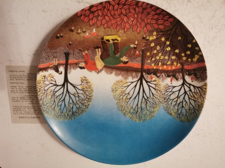 Коллекция фарфоровых тарелок Времена года на каждой тарелке изображены Зима Весн. . фото 11