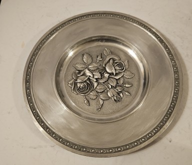 Настенное оловянное тарелка панно , художественное литье, диаметр 24см.
Клеймо н. . фото 2