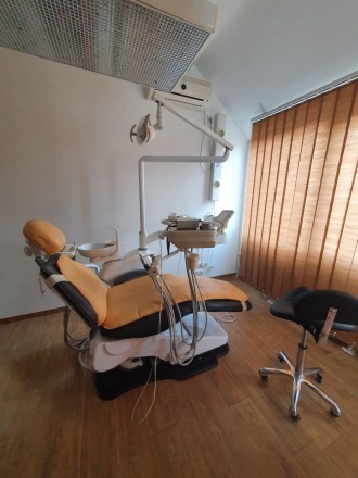 Пропонуємо до продажу діючу стоматологічну клініку в одному з густонаселених спа. . фото 5