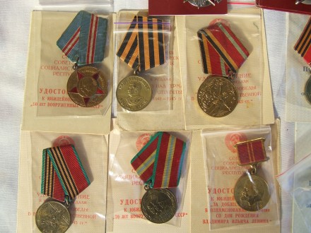 Комплект КЗ наг. 1948 г. № 3437447 и 2674881 . ВОВ-4560508. БЗ-б.н. и 10 медалей. . фото 4