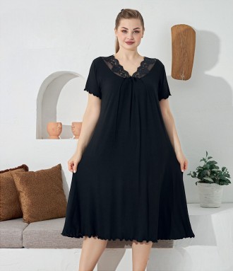 Женская ночная рубашка большого размера с кружевом 56-64 р, длина 105 см, черная. . фото 2