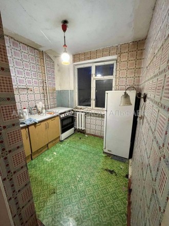 Предлагается к продаже 3-к квартира под ремонт, по адресу Киев, Соломенский райо. Отрадный. фото 10