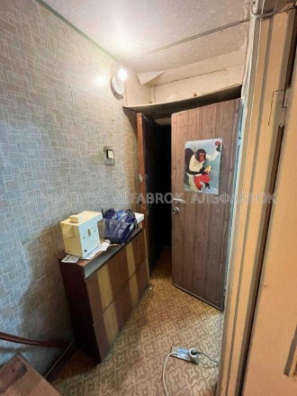 Предлагается к продаже 3-к квартира под ремонт, по адресу Киев, Соломенский райо. Отрадный. фото 12