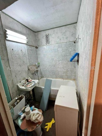 Предлагается к продаже 3-к квартира под ремонт, по адресу Киев, Соломенский райо. Отрадный. фото 13