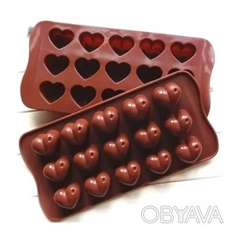 Силиконовая форма для шоколадных конфет Сердечки
Силиконовая форма подходит для . . фото 1