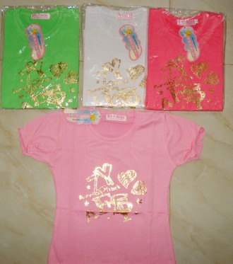 Яркая, стильная и качественная футболка из мягкого трикотажа с принтом для девоч. . фото 4