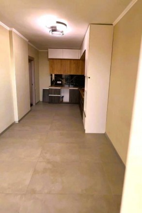 Продається нова, сучасна, 2 кімнатна квартира з кухнею-вітальнею в ЖК Славський . . фото 11