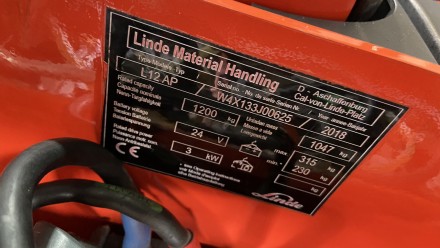 №1014
Linde L12АР
Виробник-Linde
Тип привода-электро
Вантажопідйомність-1200. . фото 12