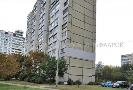 Предлагается к продаже отличная 2-к квартира по адресу: Киев, Подольский р-н, ул. Виноградарь. фото 2
