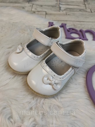 Детские туфли Clibee для девочки белые на липучке кожа лакированная
Состояние: б. . фото 4