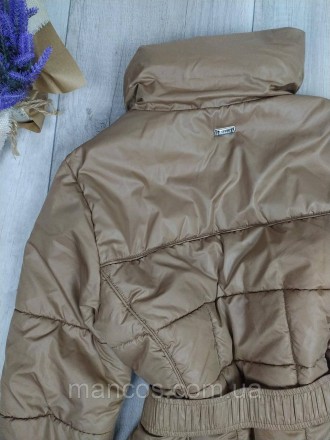Стеганая удлиненная куртка Reserved женская бежевая с поясом еврозима 
Состояние. . фото 6