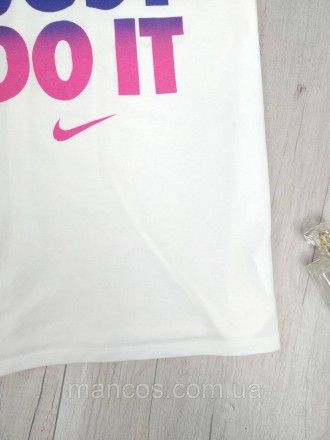 Майка женская Nike белая с надписью 
Состояние: б/у, в очень хорошем состоянии 
. . фото 6