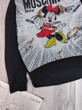 Уютный женский свитшот черного цвета с пайетками, рисунком Minnie Mouse и надпис. . фото 4