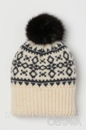 Женская зимняя вязаная шапка с помпоном H&M молочного цвета с орнаментом Размер