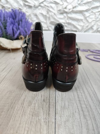 Эти женские бордовые ретро ботинки казаки представляют собой стильную обувь созд. . фото 8