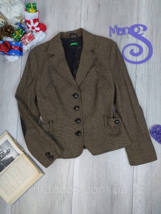 Стильный женский коричневый пиджак от Benetton. Этот изысканный элемент гардероб. . фото 2