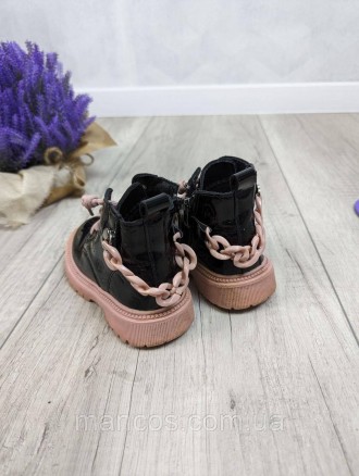 Демисезонные ботинки для девочки Канарейка выполнены из лакированной эко-кожи. 
. . фото 9