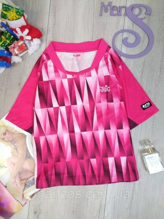Женская футболка Juic розового цвета с геометрическим принтом. 
Состояние: б/у, . . фото 2