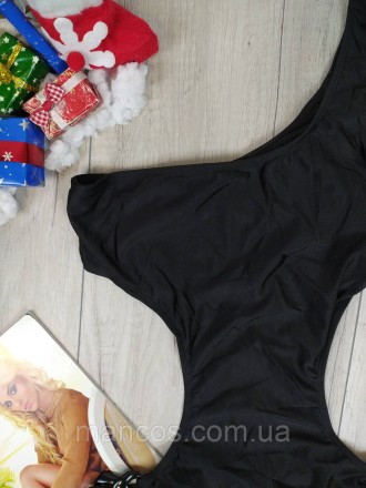 Модный сплошной купальник Swimmart с эффектными вырезами черного цвета. 
Купальн. . фото 3