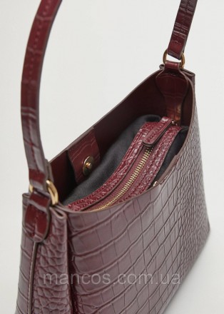 Женская маленькая сумка от Mango изготовлена ​​из искусственной кожи темно-красн. . фото 5