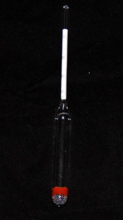 Спиртомер
Ареометр стеклянный
Применяется для измерения объемной доли этилового . . фото 4
