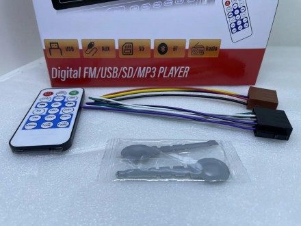 
Автомобильная магнитола JSD-620 BT с Bluetooth и 2 USB с современным сенсорным . . фото 11