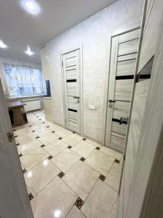 3-комнатная квартира, 69 м.кв.. . фото 3 Номер оголошення на сайті компанії: SF-2-888-055-OB.
Продам 3х кімнатну квартиру. . фото 3