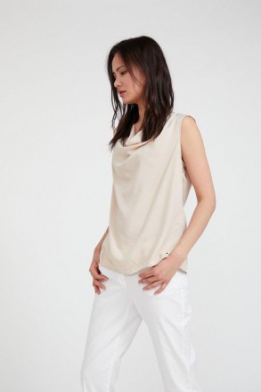 Летняя драпированная блузка от финского бренда Finn Flare. Эта модель изготовлен. . фото 4