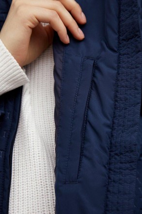 Длинная стеганая куртка oversize от финского бренда Finn Flare. В боковых швах п. . фото 8