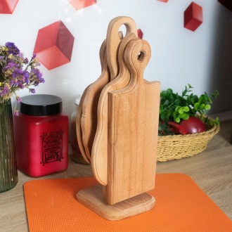Комплект из четырех деревянных разделочных досок с подставкой для кухни. Черкаси. фото 1 Комплект из четырех деревянных разделочных досок с подставкой для кухни. Черкаси. фото 1