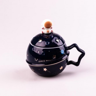 
Чашка керамическая 400 мл Астронавт с крышкой и ложкой Темно-синий
Керамическая. . фото 2