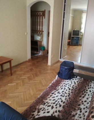 Продам однокомнатную квартиру в Днепровском районе на б-ре Шамо, 14. Русановка 
. . фото 2