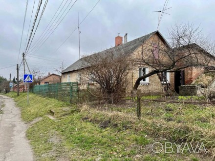 Продамо частину цегляного будинку в Луцьку з усіма комунікаціями та господарськи. . фото 1