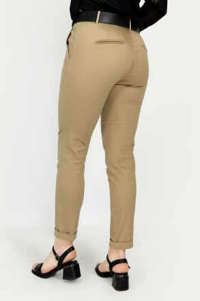
Минималистичные женские брюки из смесового хлопка. Материал хорошо держит форму. . фото 5