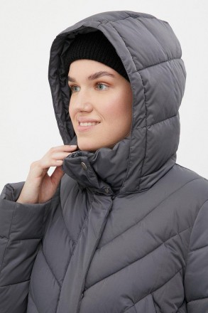Утепленное стеганное женское пальто. Классическая модель, длина до колена. Фасон. . фото 6