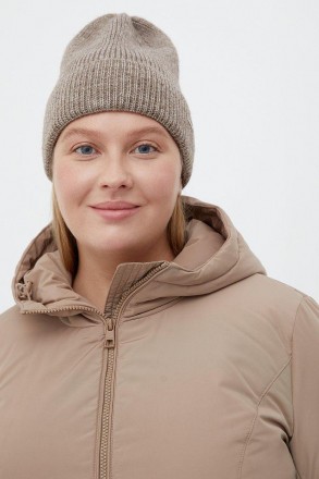 Утепленное пальто прямого кроя с капюшоном в casual стиле. Утеплитель - экологич. . фото 6